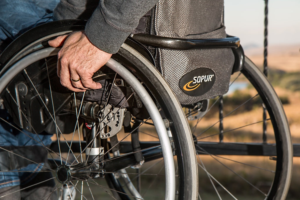 Les Innovations Technologiques dans le Monde des Fauteuils Roulants