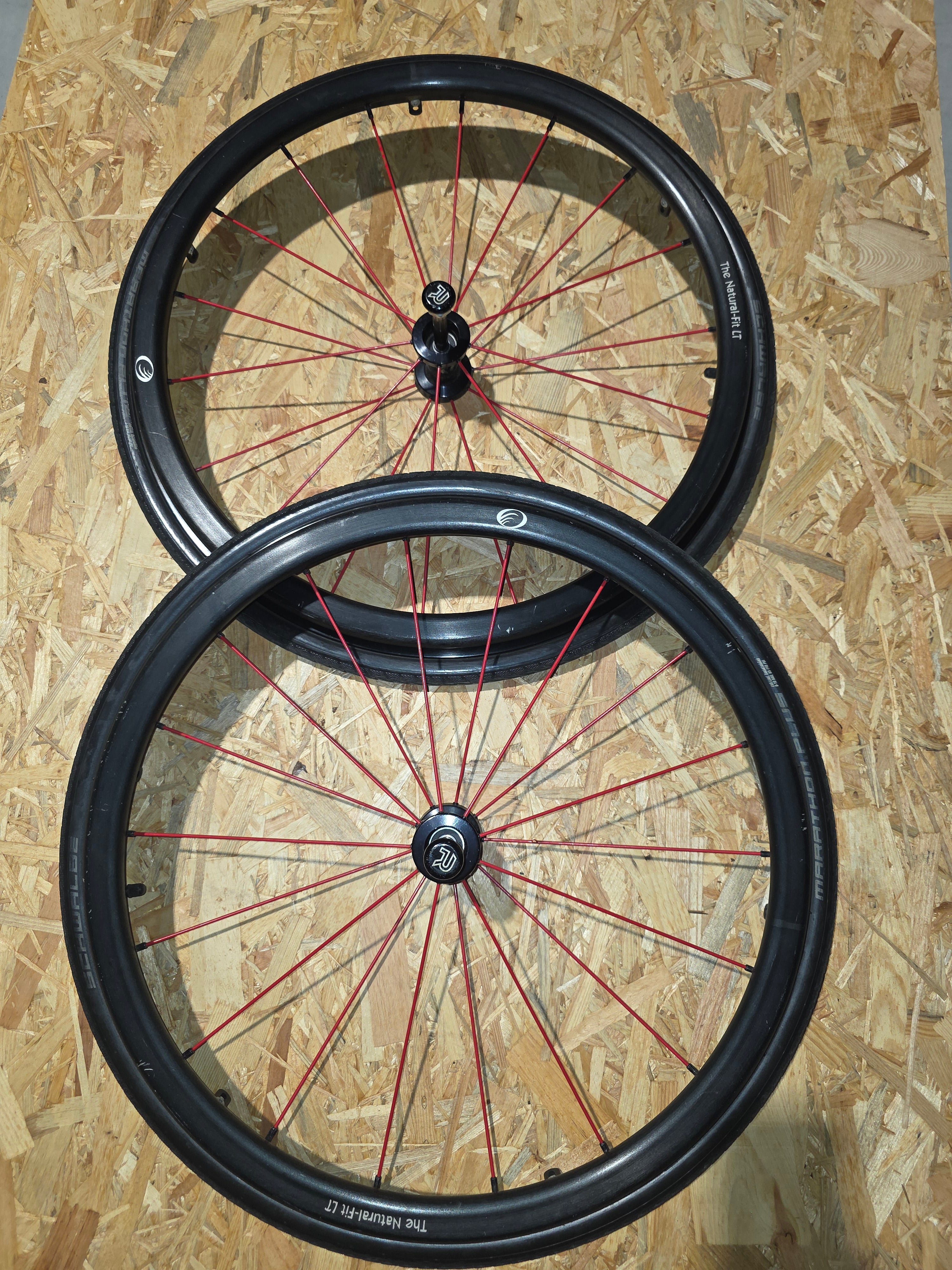 PAIRE SPINERGY LXL MAIN COURANTE NATURAL FIT LT + PNEU (OCCASION)